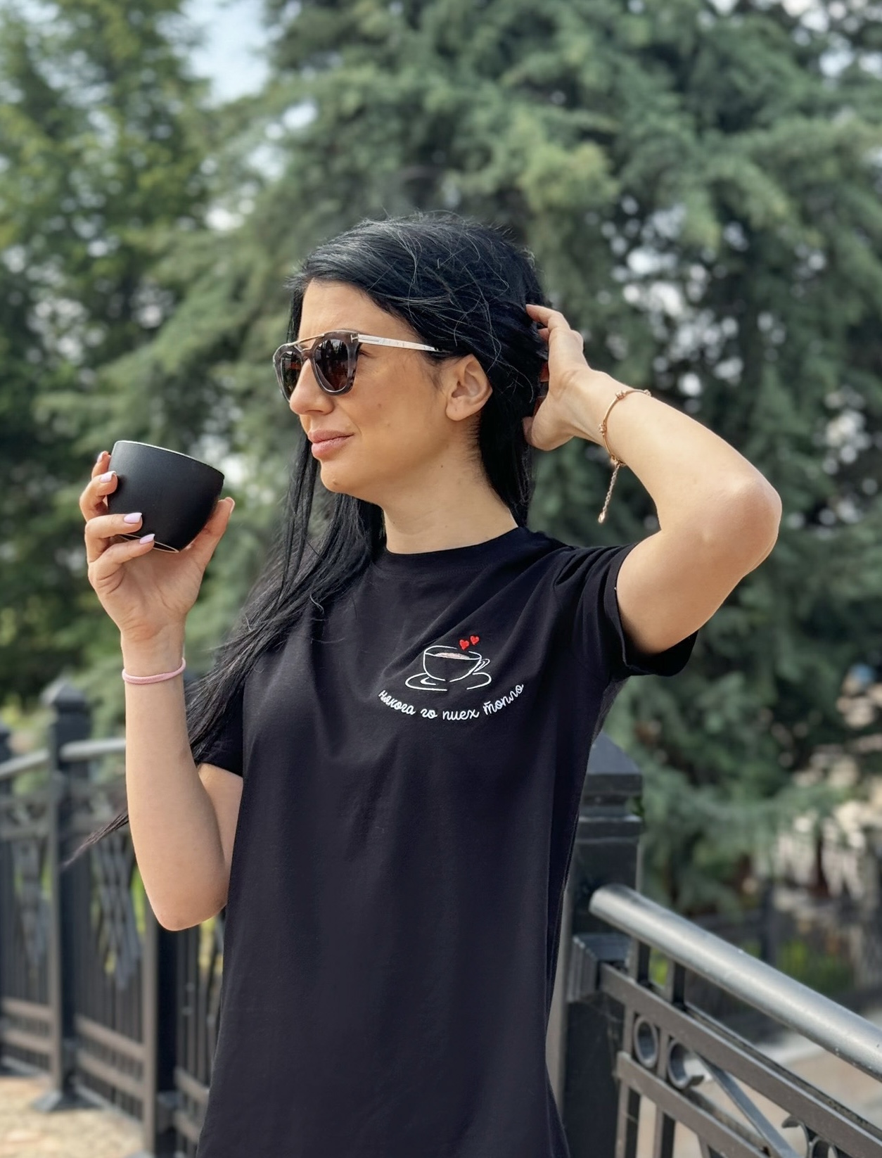 Тениска с бродерия "Някога го пиех топло" - Image 2